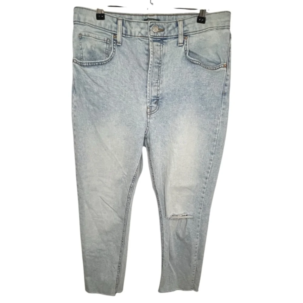 Wild Fable Light Wash High Rise Slim Straight Leg Distressed Denim Jeans